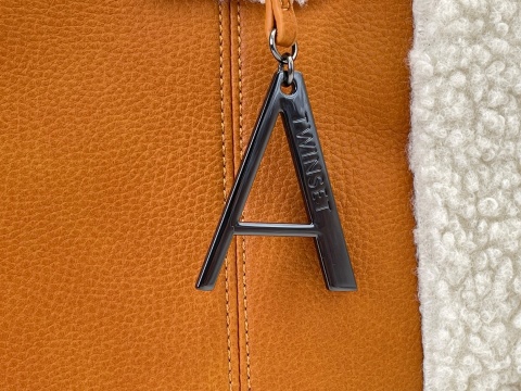 TOREBKA SHOPPER Z FUTERKIEM TWINSET ACTITUDE TOTE CUOIO Z FUTERKIEM